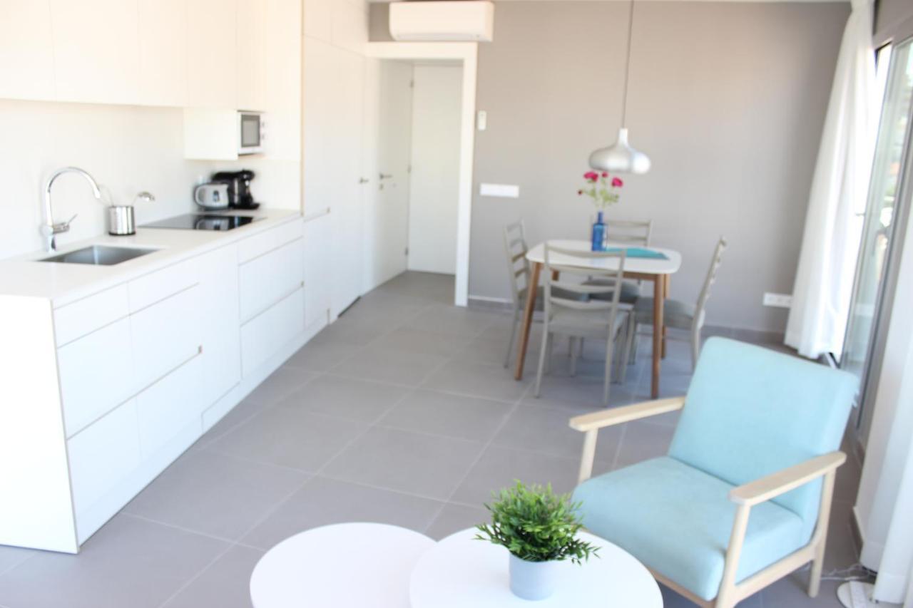 Beautiful Loft, Huge Sunny Terrace, View Over The Beach And Sea Росес Екстер'єр фото