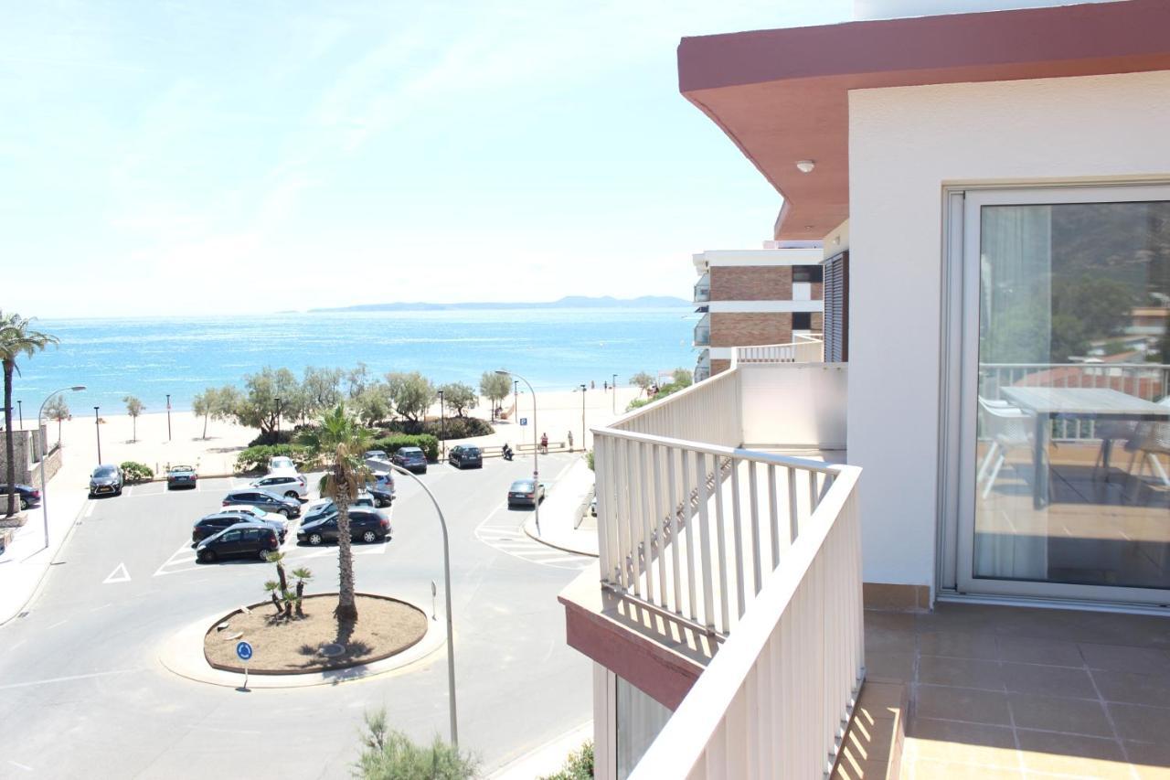 Beautiful Loft, Huge Sunny Terrace, View Over The Beach And Sea Росес Екстер'єр фото